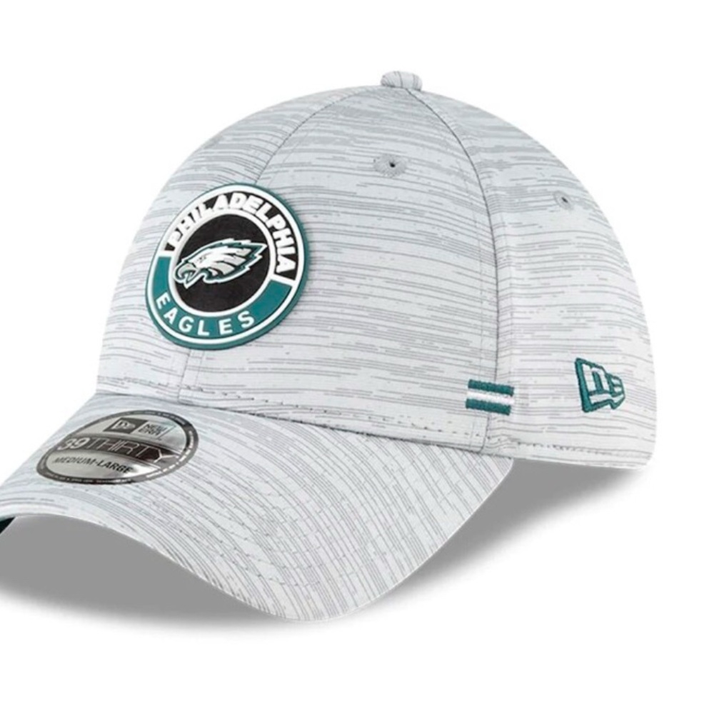 Philadelphia Eagles New Era Sideline 39Thirty Stretch Fit. S/M.